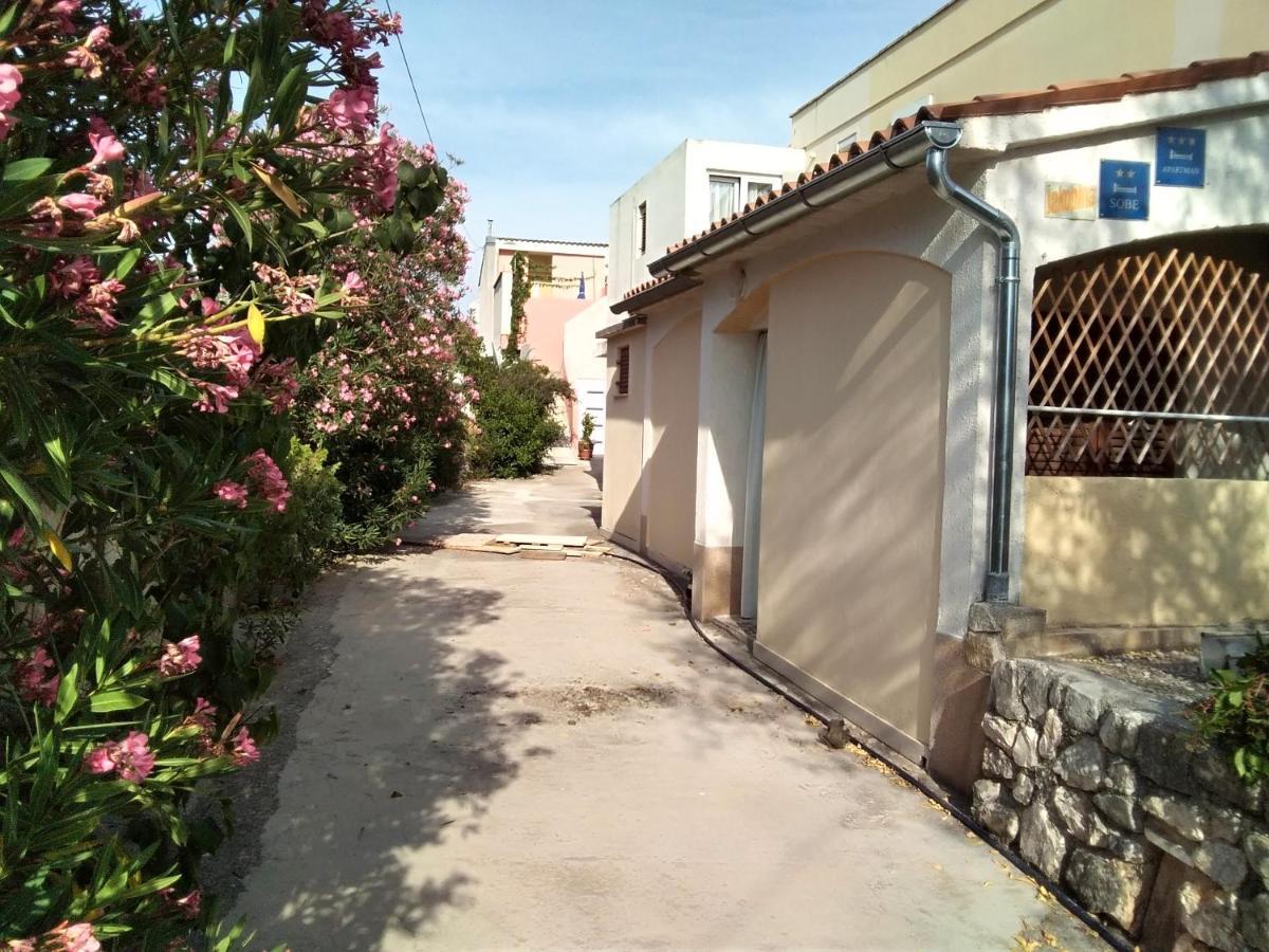 Isabele Apartment Brodarica  Exterior photo